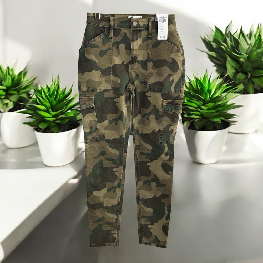 Hollister High-Rise Super Skinny Camouflage Pants size 0 regular $45 msrp new